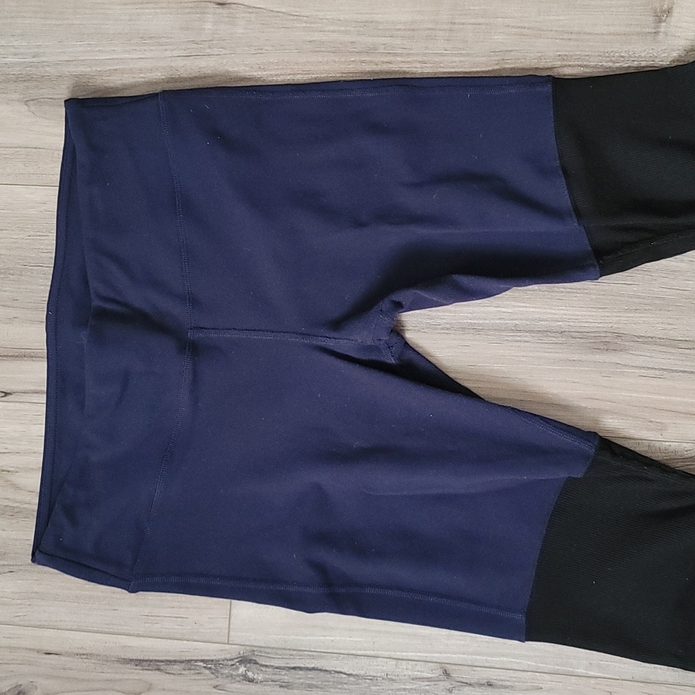 Alo Yoga Goddess Leggings Size Large - Picture 3 of 5